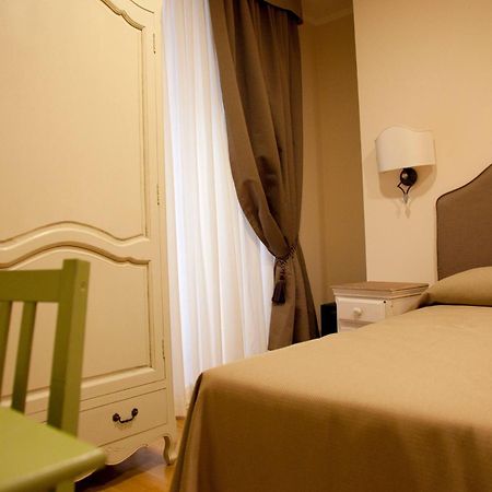 Residenza Dei Gracchi Hotel Rome Bagian luar foto