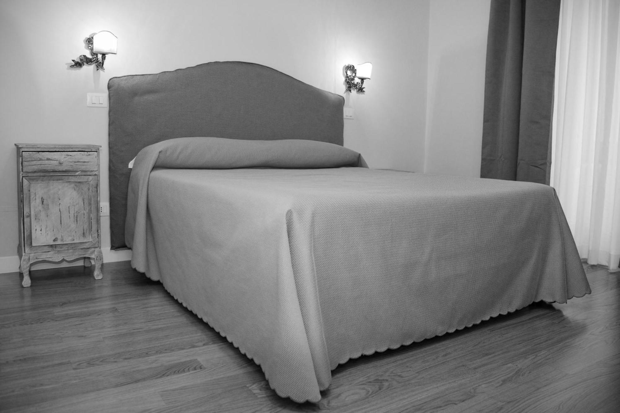 Residenza Dei Gracchi Hotel Rome Bagian luar foto