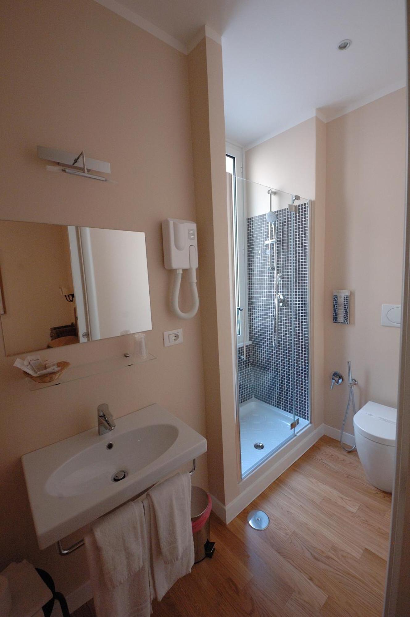 Residenza Dei Gracchi Hotel Rome Bagian luar foto